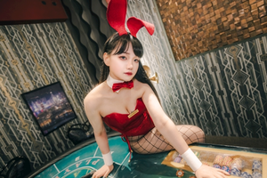 七海 はるか|文京区 湯島のガールズバー|BUNNY LOUNGE B4 上野(バニーラウンジ ビーフォーウエノ)