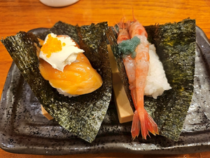 ゆり|福岡市 博多区中州のスナック|HALEMOANA(ハレモアナ)