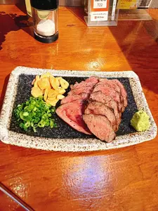 るな|那覇市 松山のキャバクラ|SEASIDE(オキナワシーサイド)