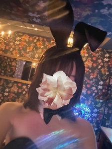 マキ|文京区 湯島のガールズバー|BUNNY LOUNGE B4 上野(バニーラウンジ ビーフォーウエノ)