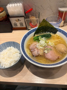 らん|船橋市 本町のキャバクラ|Donfin(ドンフィン)