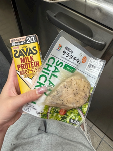 カノ|横浜市 中区長者町のキャバクラ|HooL(フール)