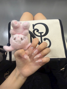 あい|小山市 駅東通りのキャバクラ|CIEL(シエル)