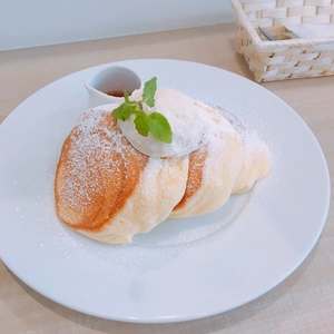 かんな|大阪市 北区曽根崎新地のキャバクラ|QP’s(キューピーズ)