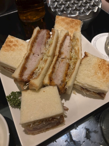 ひなの|松戸市 本町のキャバクラ|THEMIS(テミス)
