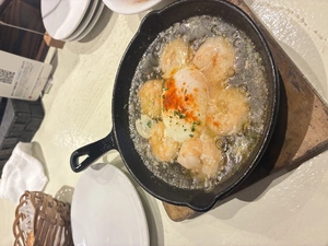 カレン|長崎市 本石灰町のラウンジ|RELAIR(リレア)