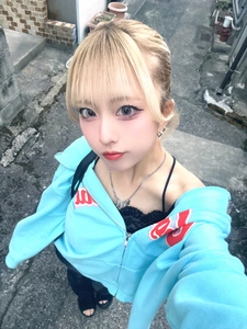 ゆう|長崎市 銅座町のキャバクラ|QUEEN(クイーン)