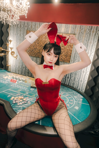 七海 はるか|文京区 湯島のガールズバー|BUNNY LOUNGE B4 上野(バニーラウンジ ビーフォーウエノ)