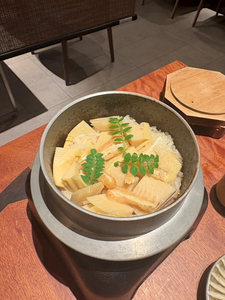 佐野 エマ|札幌市 中央区南のニュークラブ|Leicester(レスター)