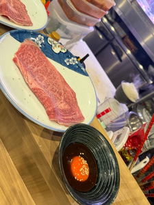 如月 エリカ|鹿児島市 山之口町のキャバクラ|EMIRAI(エミライ)