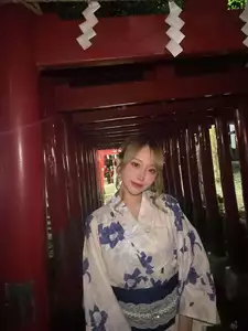 かりな|新宿区 歌舞伎町のキャバクラ|VXY(ヴィクシー)