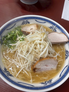 椿|都城市 牟田町のキャバクラ|Jardin(ハルディン)