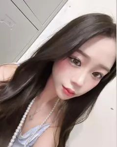 りな|那覇市 松山のキャバクラ|SEASIDE(オキナワシーサイド)
