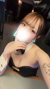 れん|文京区 湯島のガールズバー|BUNNY LOUNGE B4 上野(バニーラウンジ ビーフォーウエノ)