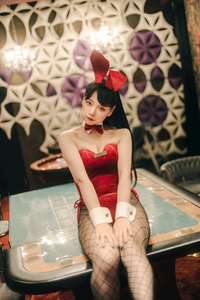七海 はるか|文京区 湯島のガールズバー|BUNNY LOUNGE B4 上野(バニーラウンジ ビーフォーウエノ)