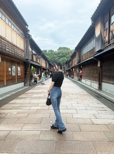 沓澤 愛怜那|さいたま市 大宮区仲町のキャバクラ|Luxe(ラグゼ)