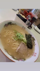 しおん|新宿区 歌舞伎町のラウンジ|:(コロン)