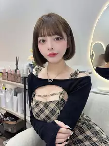 ももにゃ|新宿区 歌舞伎町のキャバクラ|VXY(ヴィクシー)