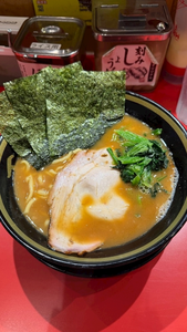 ここ|小田原市 栄町のガールズバー|& Co.(アンドコー)