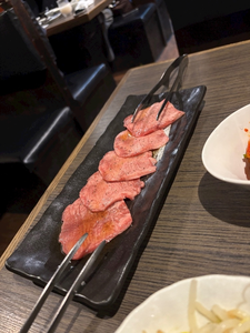 みお|港区 赤坂のキャバクラ|THE CLUB AKASAKA(ザ クラブ アカサカ)