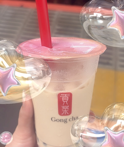 れお|小山市 駅東通のガールズダーツバー|N3(エヌスリー)