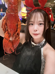 ルナ|さいたま市 大宮区仲町のキャバクラ|ai(アイ)