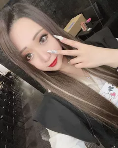 さみ|川崎市 川崎区砂子のガールズバー|BLACK PINK(ブラックピンク)