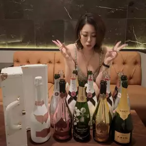 愛結|三島市 一番町のキャバクラ|151-A(イチゴイチエ)