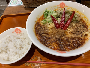 久美|港区 赤坂の熟女キャバクラ|美魔女()