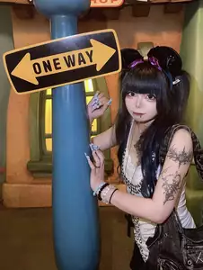 えらい|新宿区 歌舞伎町のコンカフェ|B4BYCR4SH(ベイビークラッシュ)