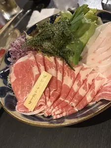 れあ|那覇市 松山のキャバクラ|SEASIDE(オキナワシーサイド)