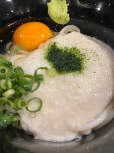酔鯨 由紀|鹿児島市 山之口町のキャバクラ|EMIRAI(エミライ)