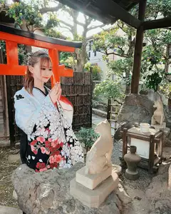 黄昏 みなみ|新宿区 歌舞伎町のキャバクラ|VXY(ヴィクシー)
