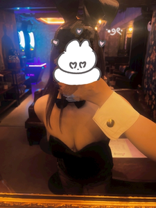 なほ|文京区 湯島のガールズバー|BUNNY LOUNGE B4 上野(バニーラウンジ ビーフォーウエノ)