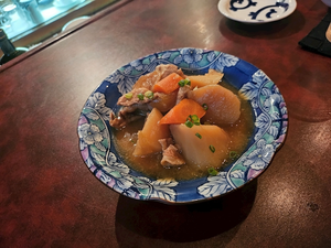 ゆり|福岡市 博多区中州のスナック|HALEMOANA(ハレモアナ)
