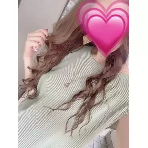 あいな