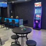 GIRL'S BAR Ravi
