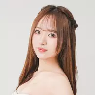 月城 れな