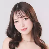 浜辺 しずく