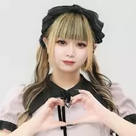 にこ