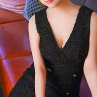 橘えりな
