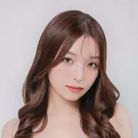 彩葉 ゆうみ