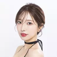 湊 ゆな