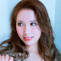 一咲 エム