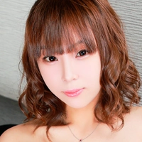 小川 真央