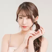 天乃 りさ