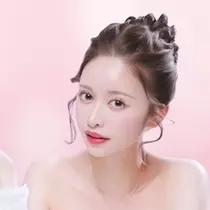 白咲 ゆり