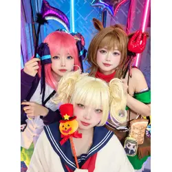 コンカフェアニソンバーあ〜す!