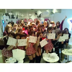 NEW CLUB ZERO GIRL