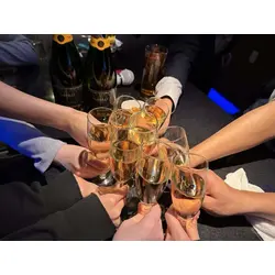 Girl's Bar CRUISE